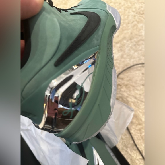 NIKE x Kobe 4 Protro ‘Girl Dad’ - Picture 7 of 13